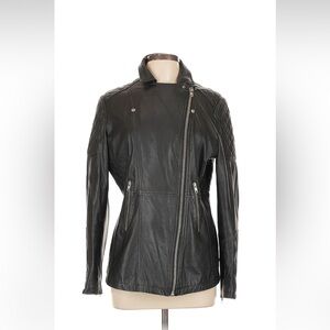 Elegant Black  Italian sheep Leather Jacket for Women
